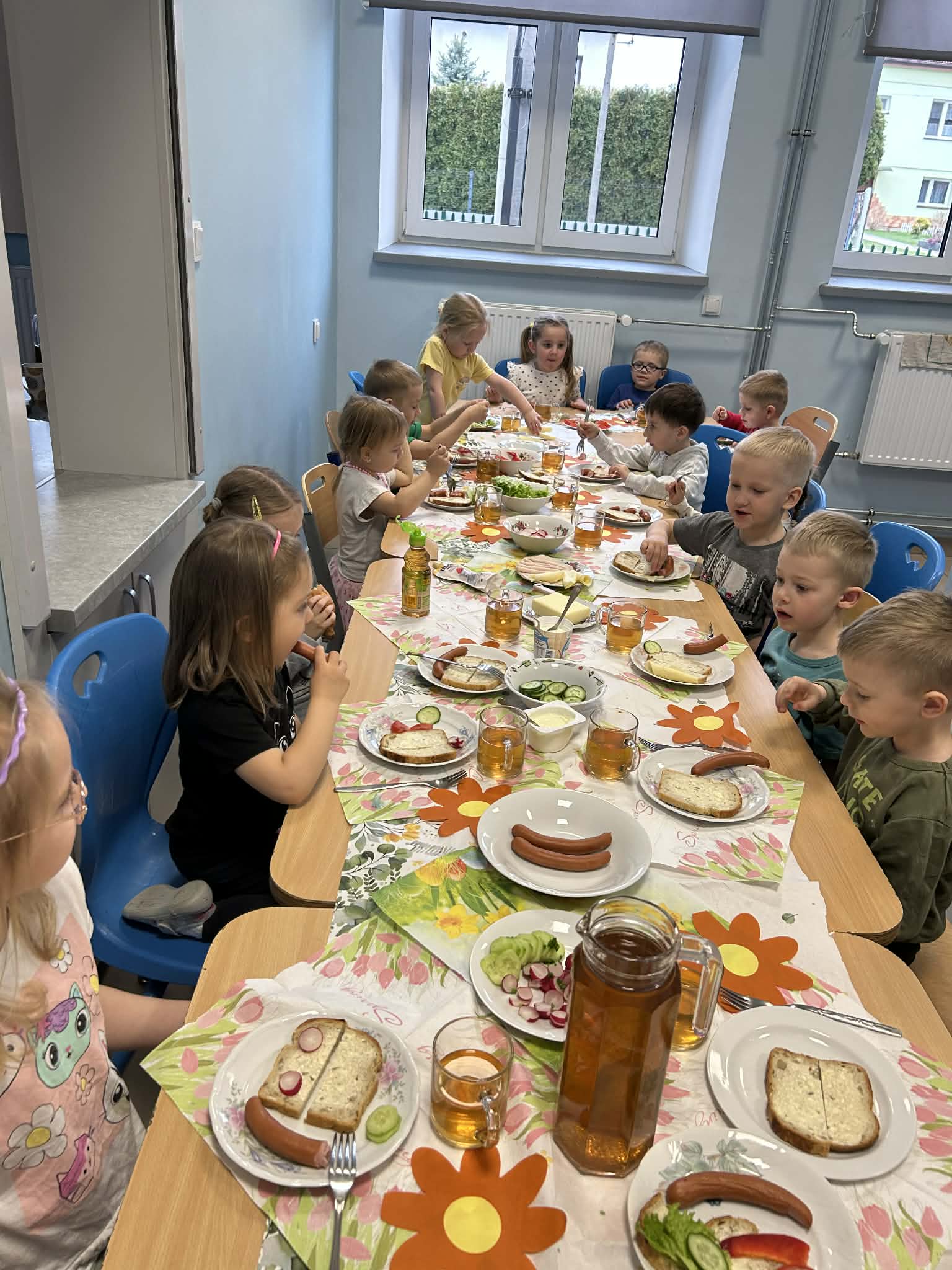 Kolorowe i&nbsp;zdrowe śniadanie przedszkolaków